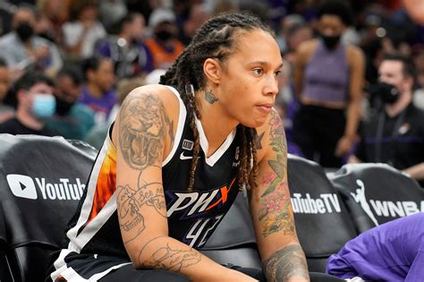 is brittney griner a girl|I want to be someone to look up to: WNBA star Brittney Griner。